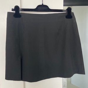 NWOT DJERF AVENUE Must Have Mini Skirt Black - L